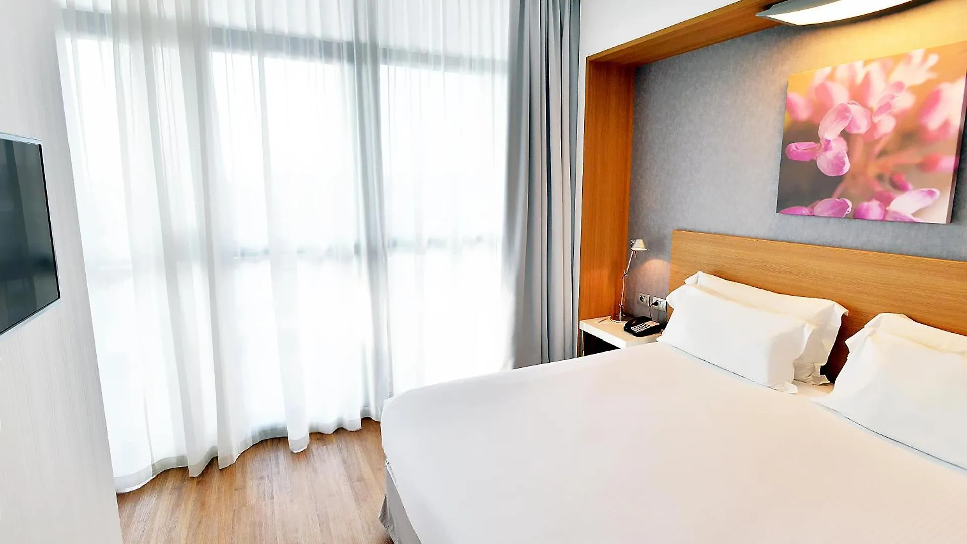 Hilton Garden Inn Milan North 4*,