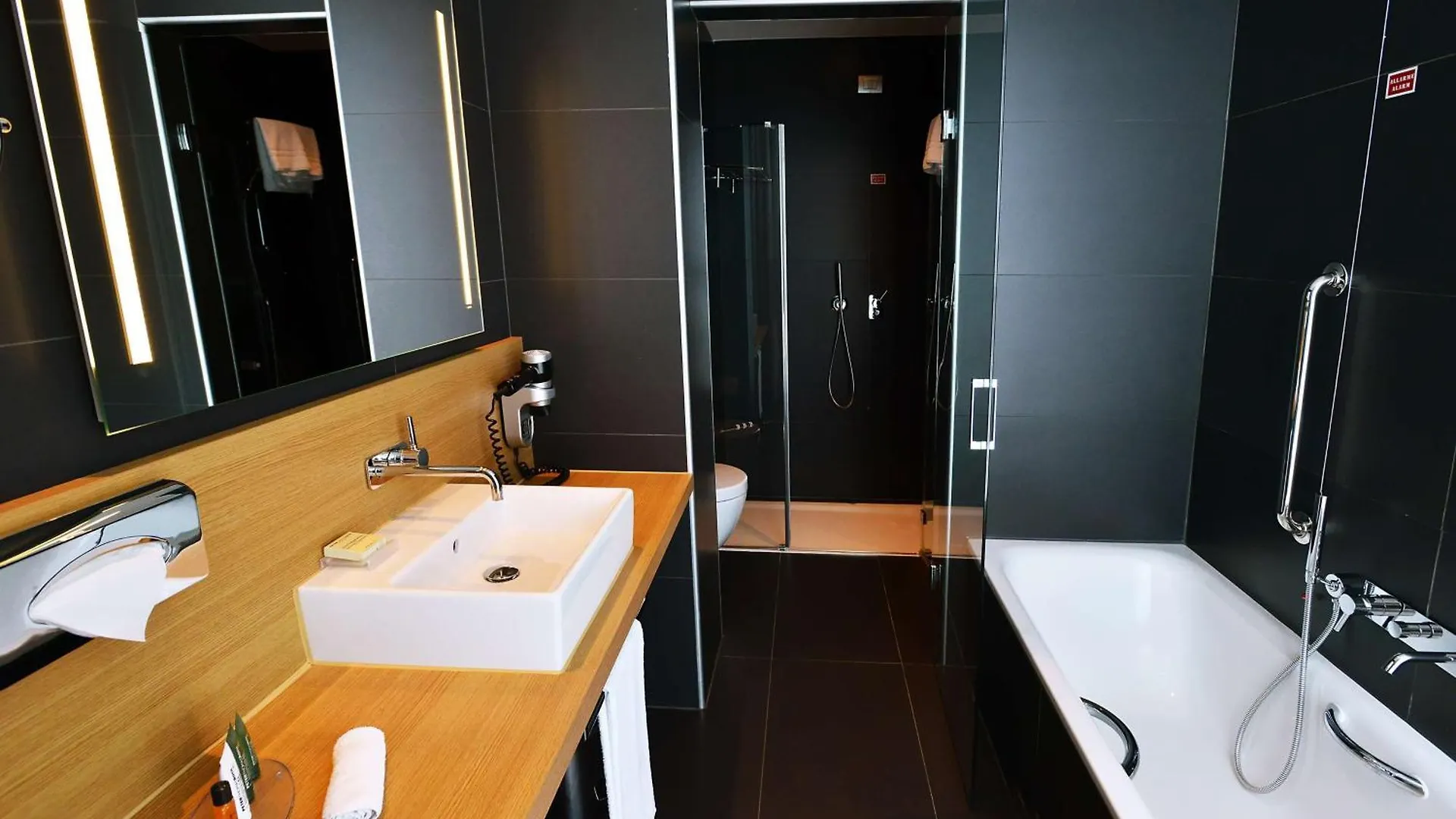 Hilton Garden Inn Milan North Hotel
