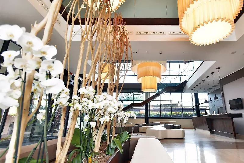 Hilton Garden Inn Milan North 4*,  Italië