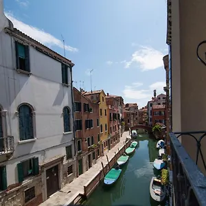 Delle Vele Venice
